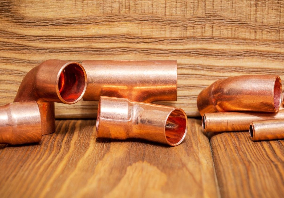 Kształtki miedziane w ofercie Instalex do instalacji wodnych i gazowych
